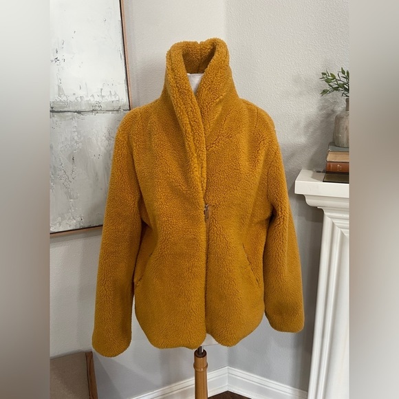 1 Sunset Lane Jackets & Blazers - Teddy Jacket